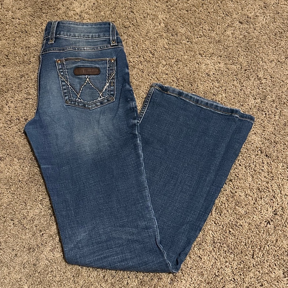 Wrangler Women's Boot Cut Jeans in Classic Blue